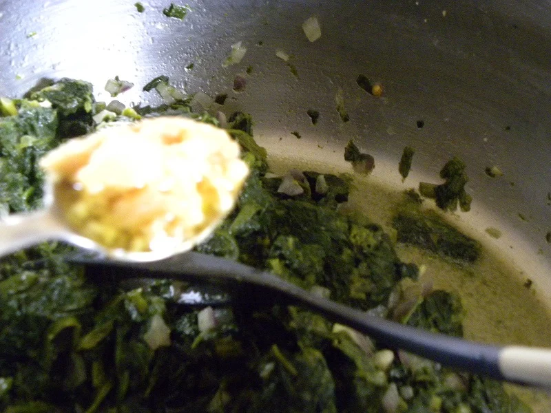 Adding the garlic image