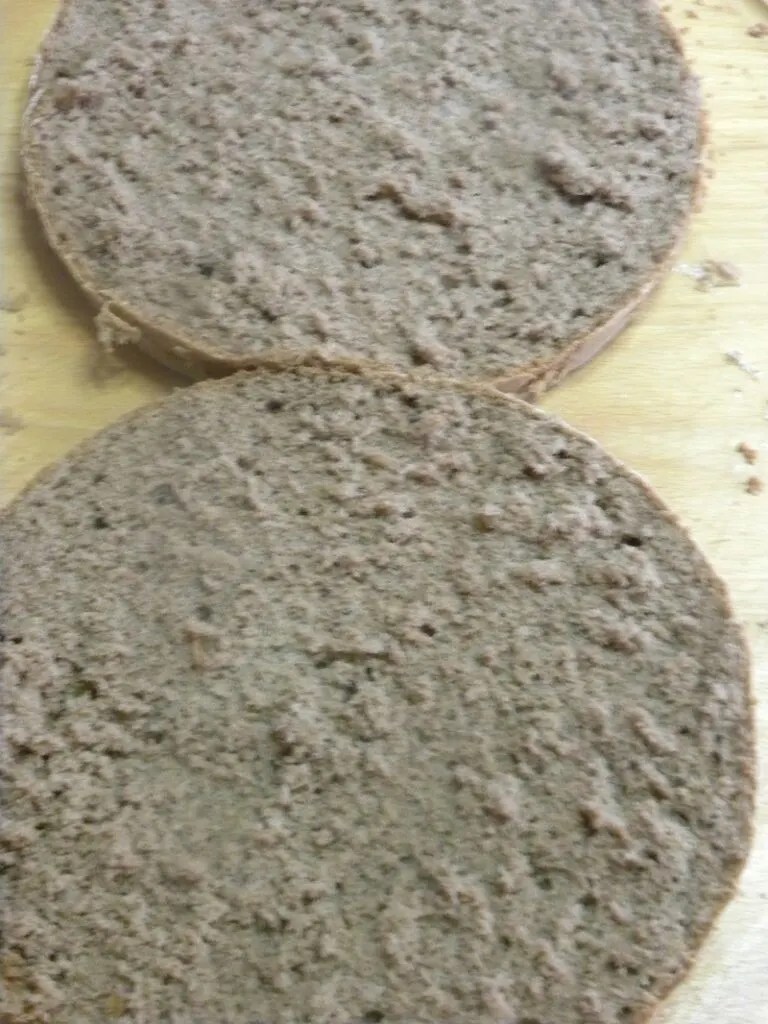 Sponge cake cut image
