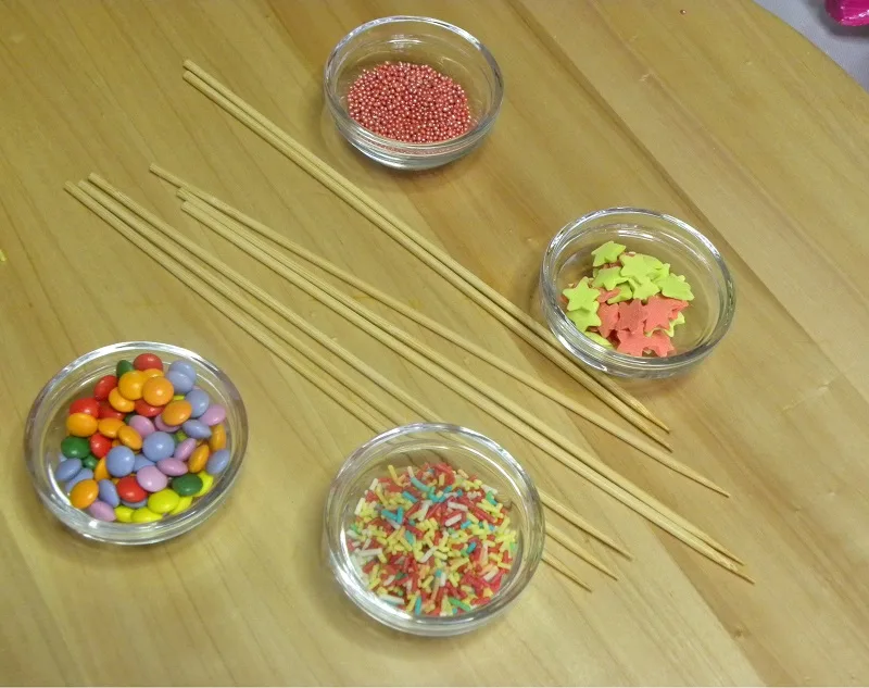Decorating ingredients image