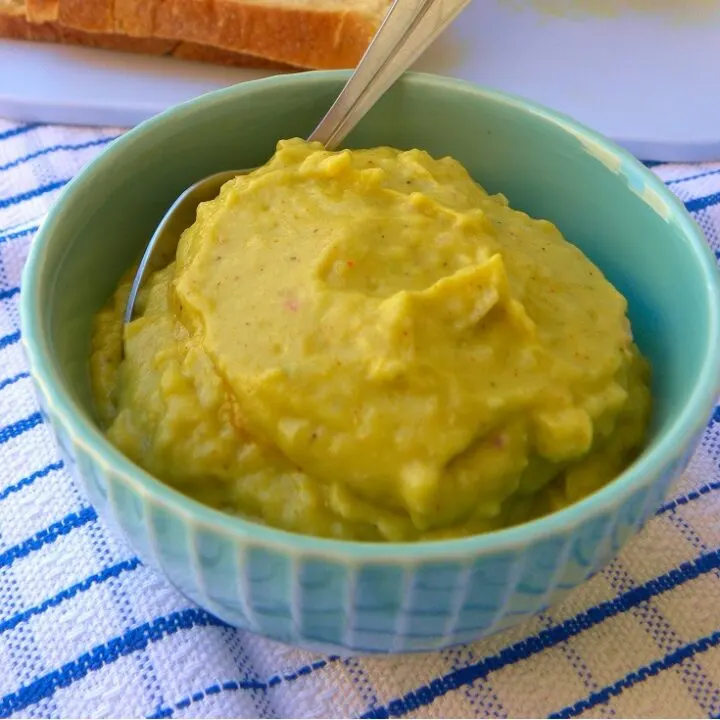 Avocado spread in a bowl image
