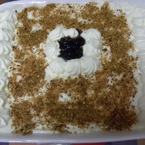 Ekmek with tsoureki image
