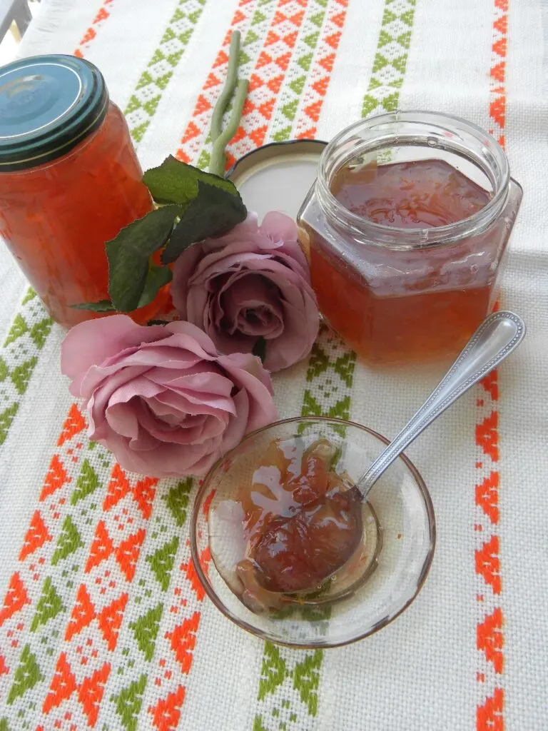 Rose Petal sweet preserve served image