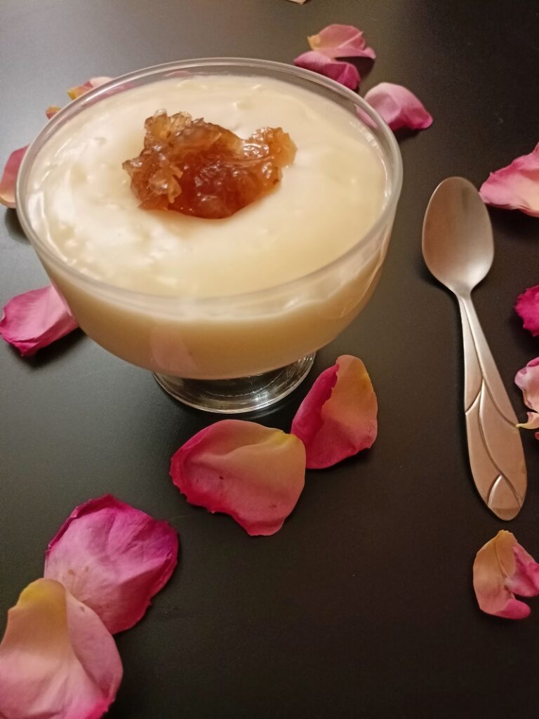 Ryzogalo with rose petal preserve picture