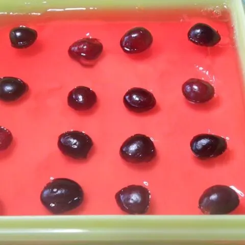 Fridge dessert with Cream and Jelly image