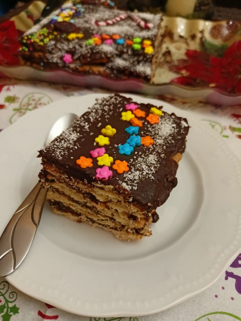 Chocolate Banana biscuit dessert cut image
