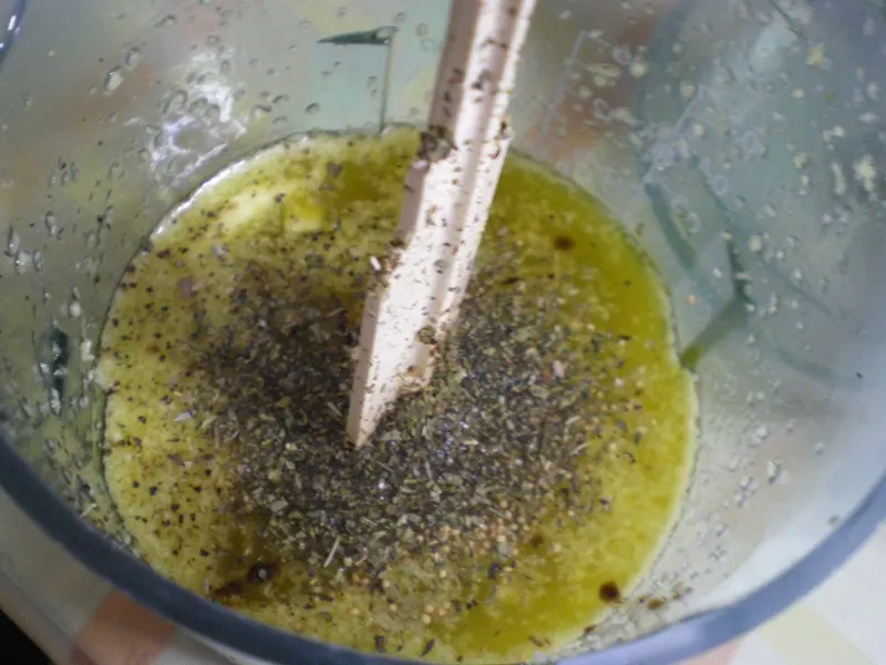 Salad dressing image