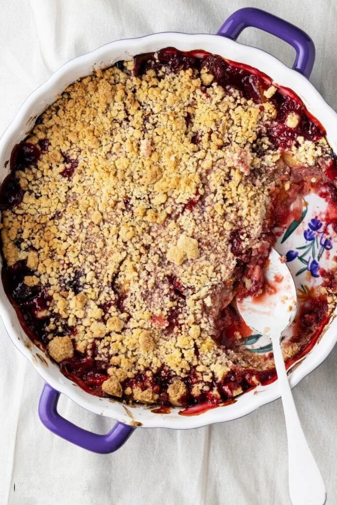 baked peach and nectarine crumble image
