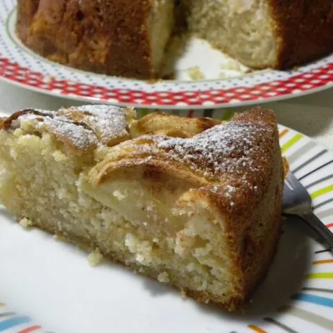 Cinnamon-Spiced Apple Cake image