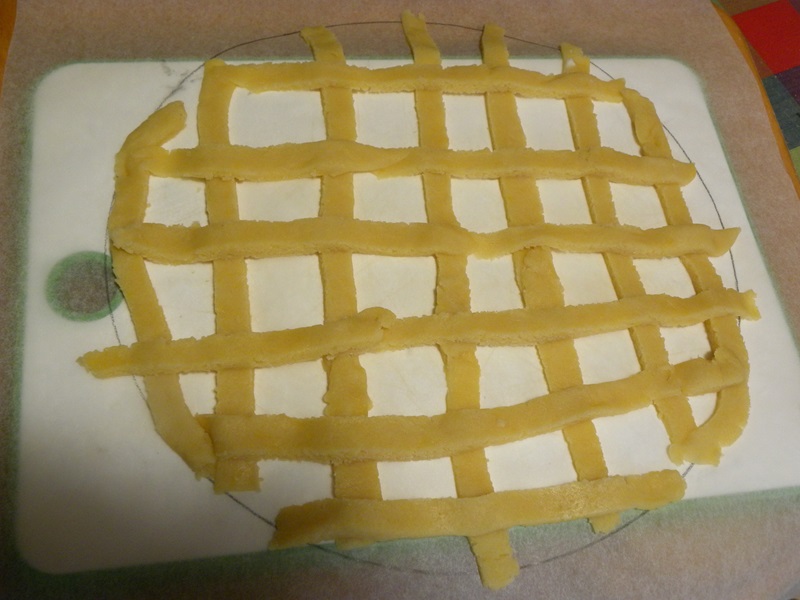 Making the lattice on parchment paper image
