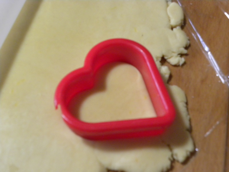 Making Valentines alfajores cookies image