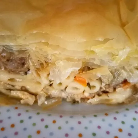 Makaronopita cut image